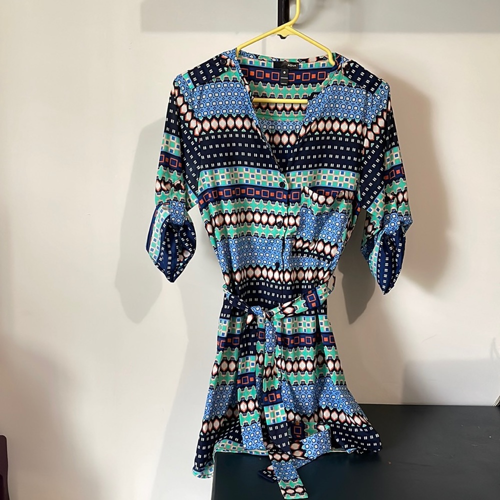 AQUA polyester button down shirt dress with tie belt S